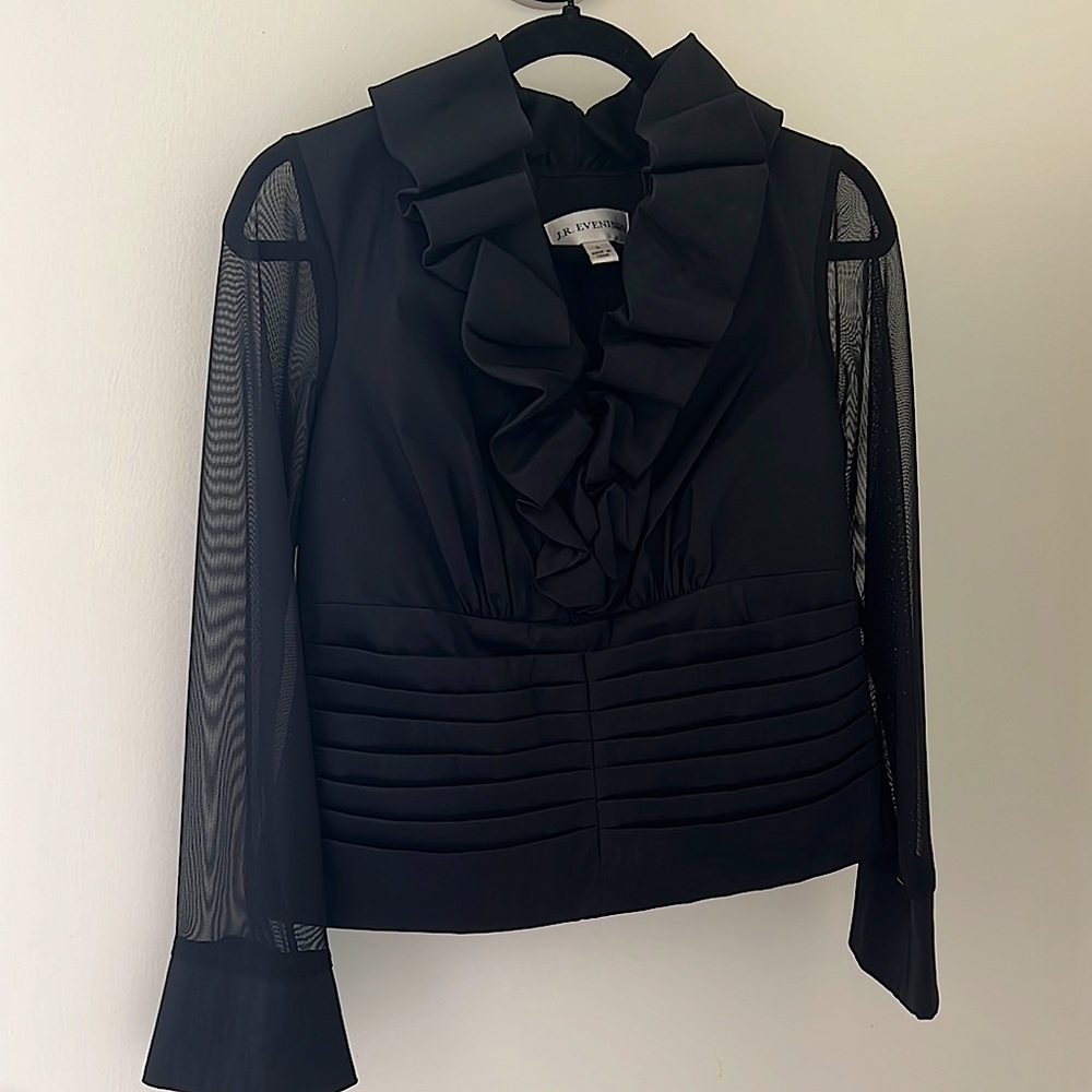 J.R. Evenings top with black sheer sleeves and back zipper